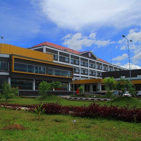 Sutanraja Hotel Kotamobagu Εξωτερικό φωτογραφία